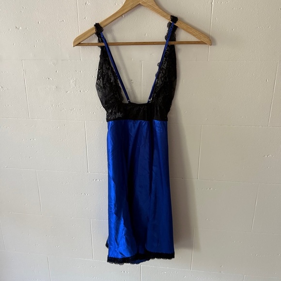La Vie en Rose Electric Blue Satin Slip Dress with Black Lace - Picture 6 of 9